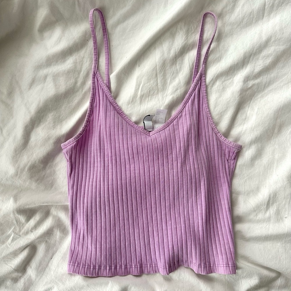 H&M V-Neck Tank Top ~ Lavender M